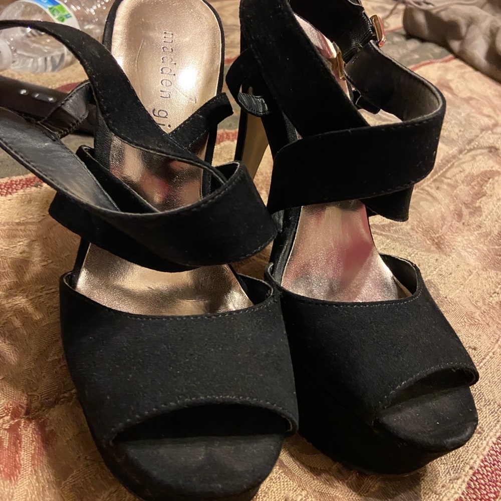 madden girl heals size 6 1/2